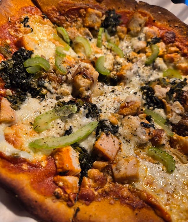 Hot Buff Chix Pizza