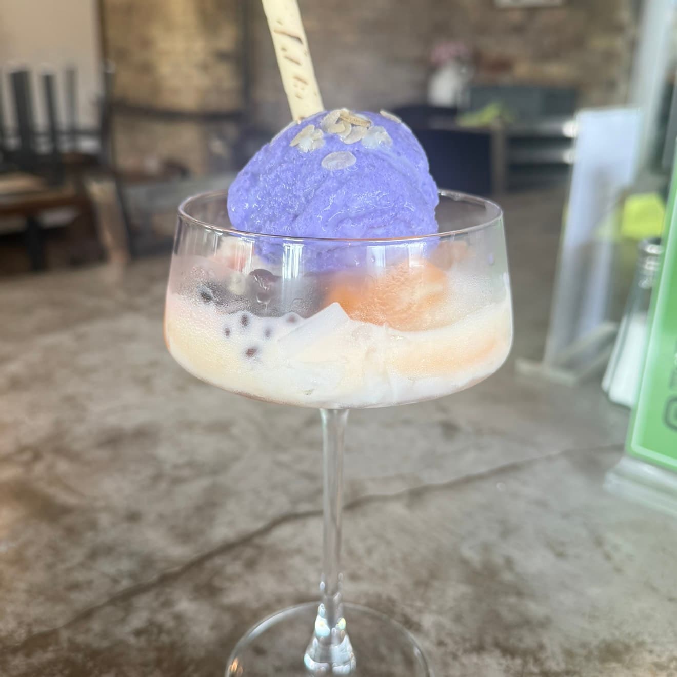 Halo-halo